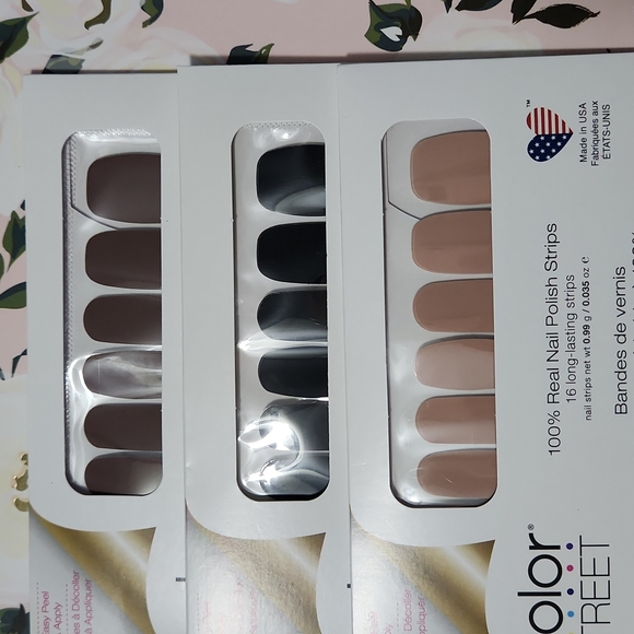 Colorstreet Nails - Picture 1 of 3